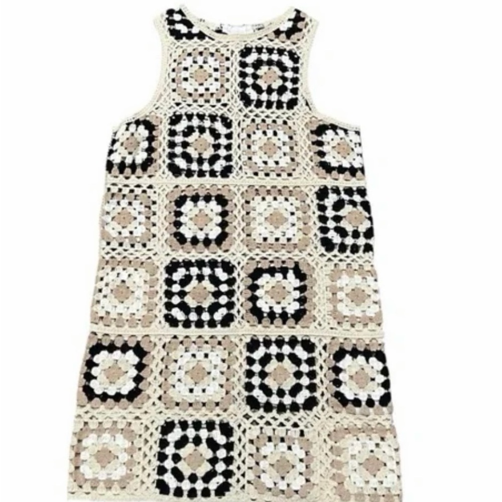 House of Harlow 1960 Geometric Crochet Tunic in Black and Cream